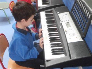 enseñar música a los niños