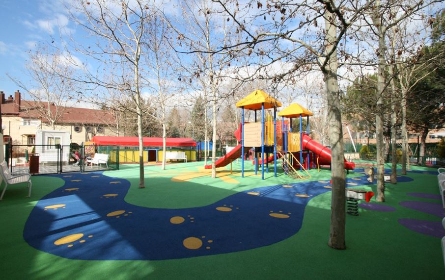 Instalaciones guarderia en ingles