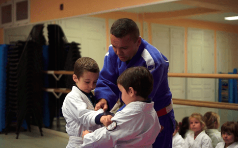 beneficios del judo infantil en los niños