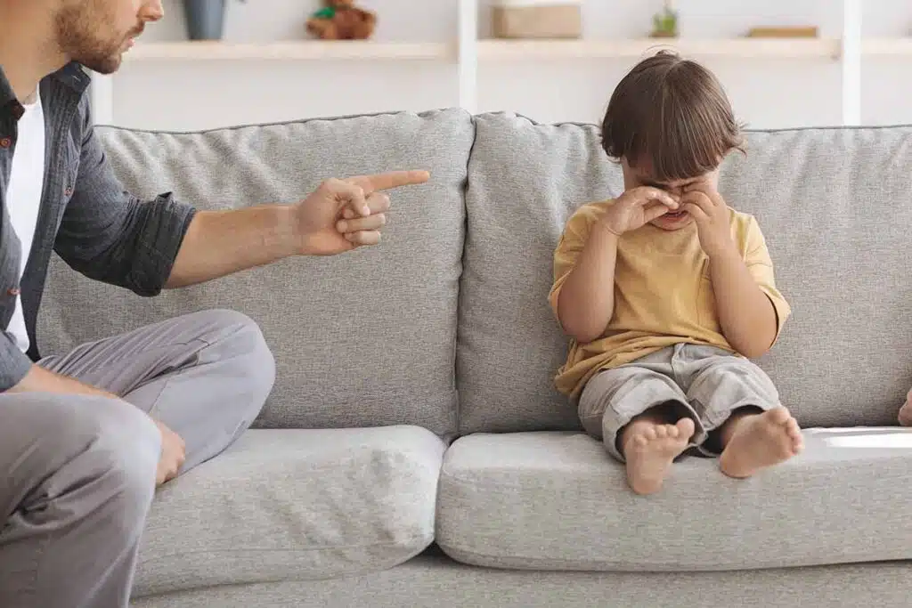 como trabajar problemas de conducta en niños